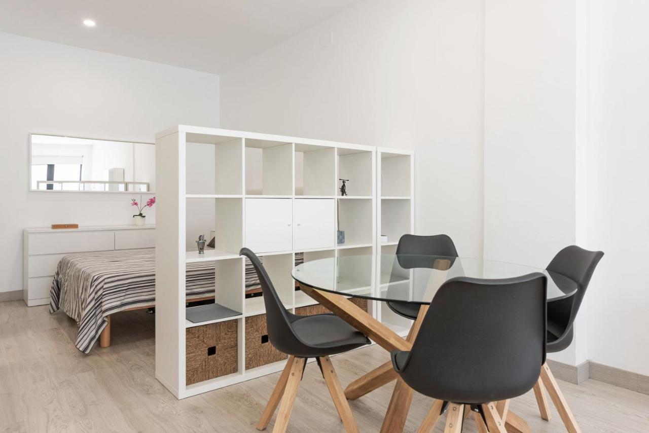 Charming Loft B Apartment Malaga Exterior photo